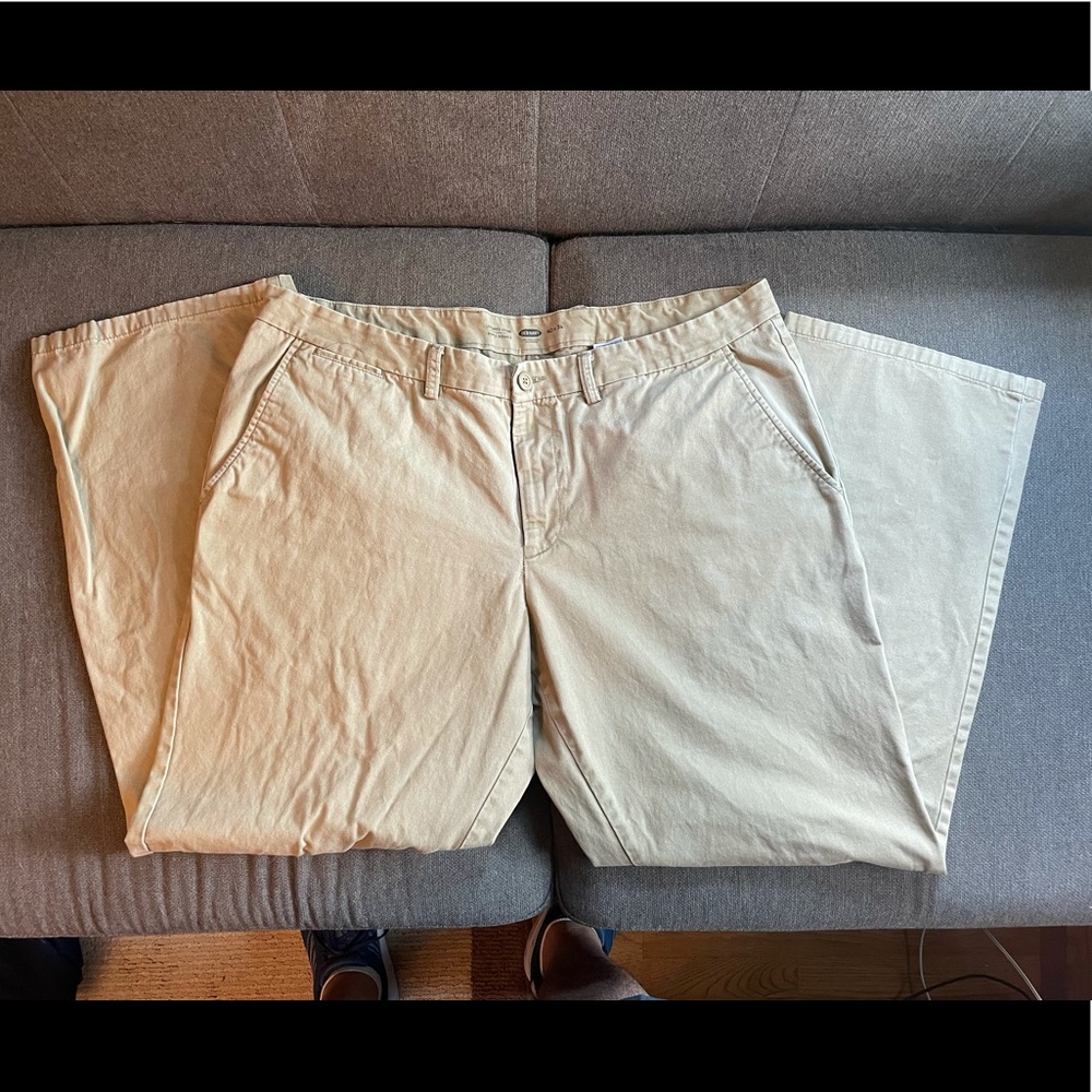 Old Navy Men’s Khaki Pants, 40x34